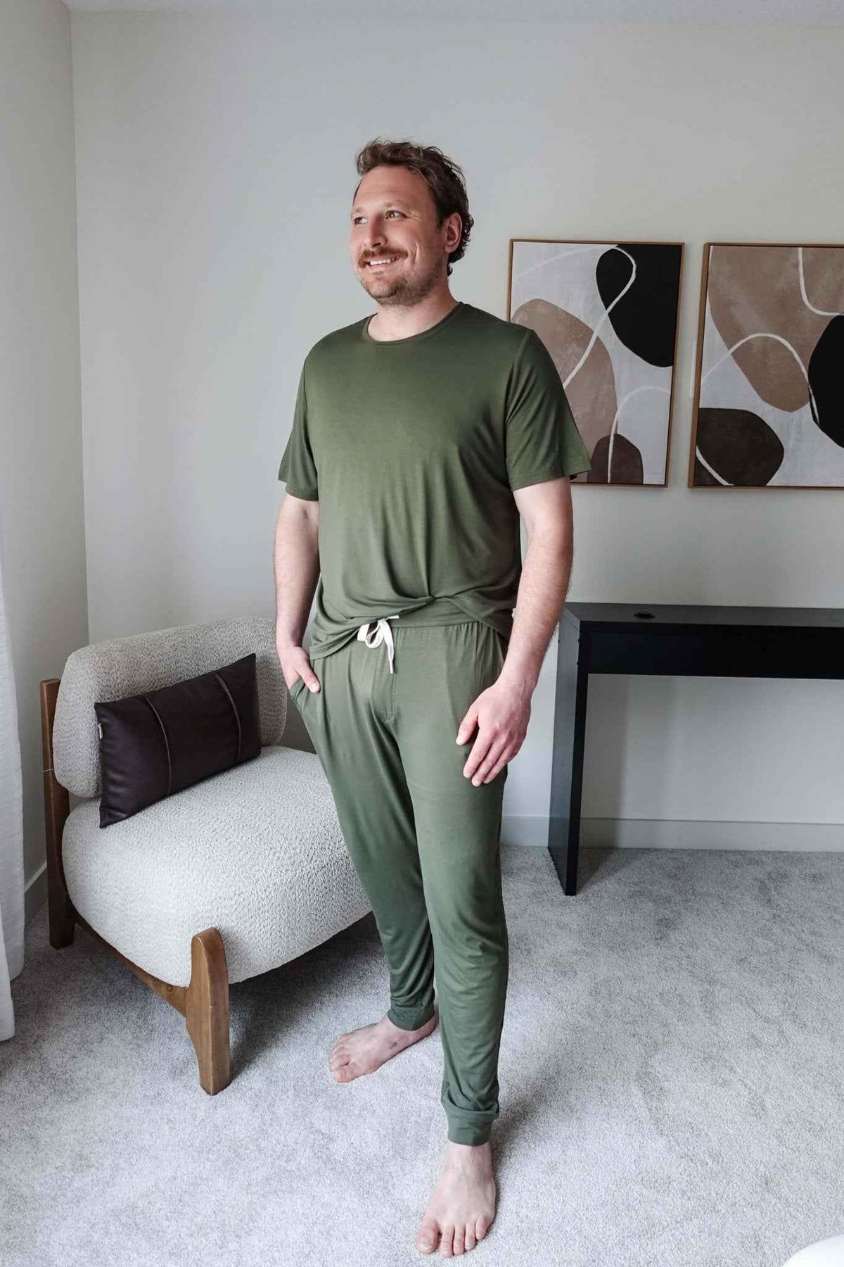 Bob's Sleepwear Co. Men's Bamboo Cooling Short Sleeve Sleep Tee in Olive Green