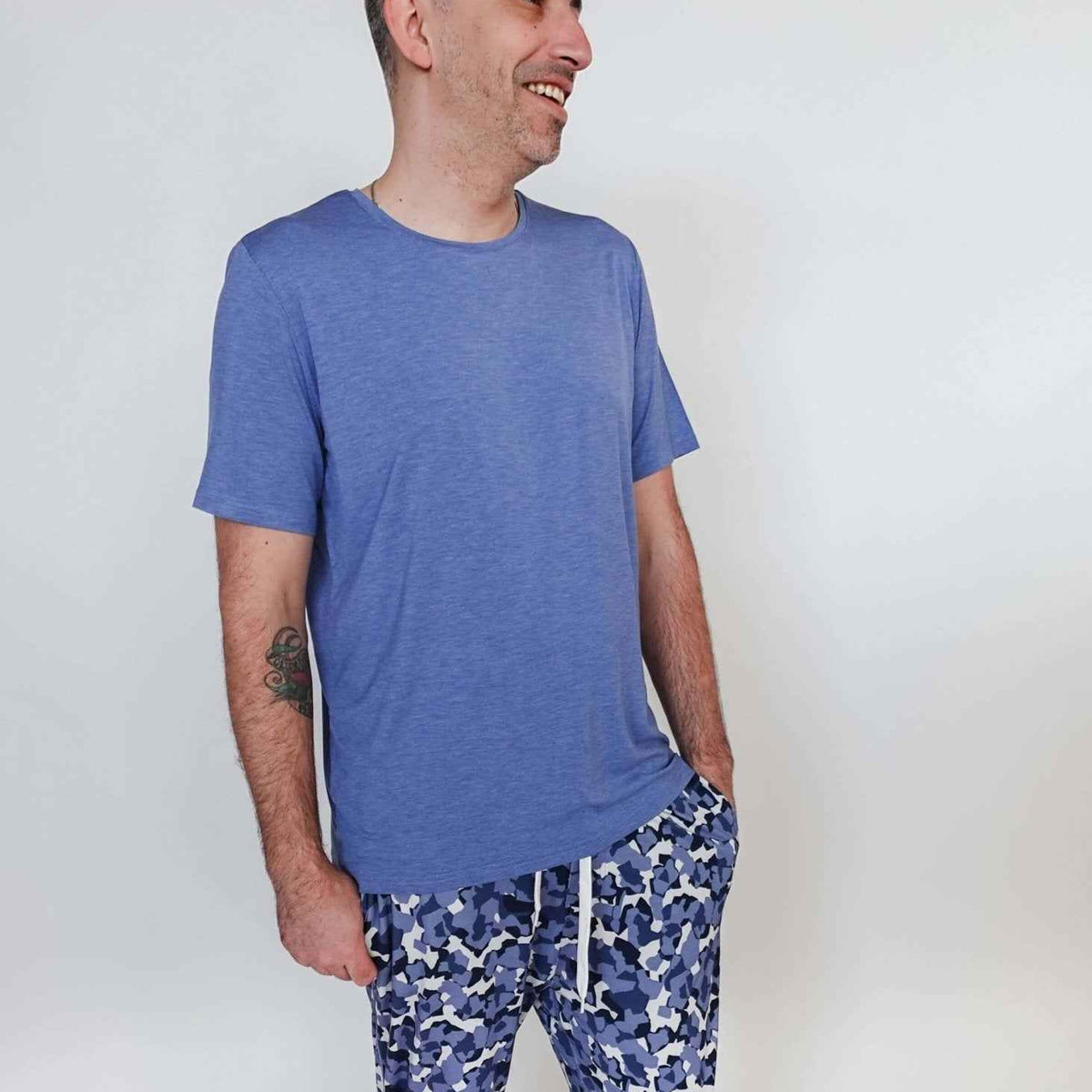 Bob's Sleepwear Co. Men's Bamboo Moisture-Wicking Short Sleeve Sleep Tee in Heather Blue