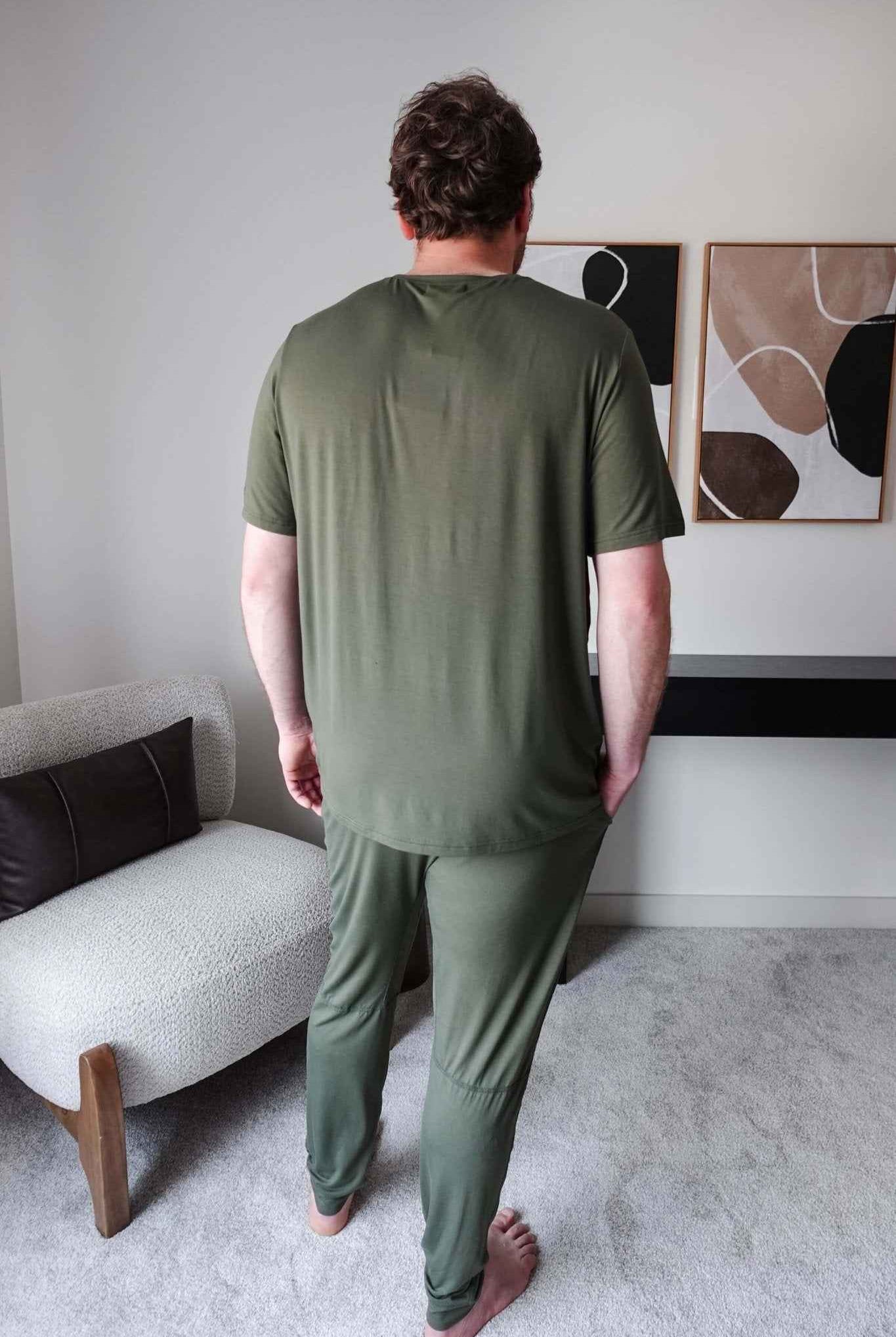 Bob's Sleepwear Co. Men's Bamboo Cooling Short Sleeve Sleep Tee in Olive Green