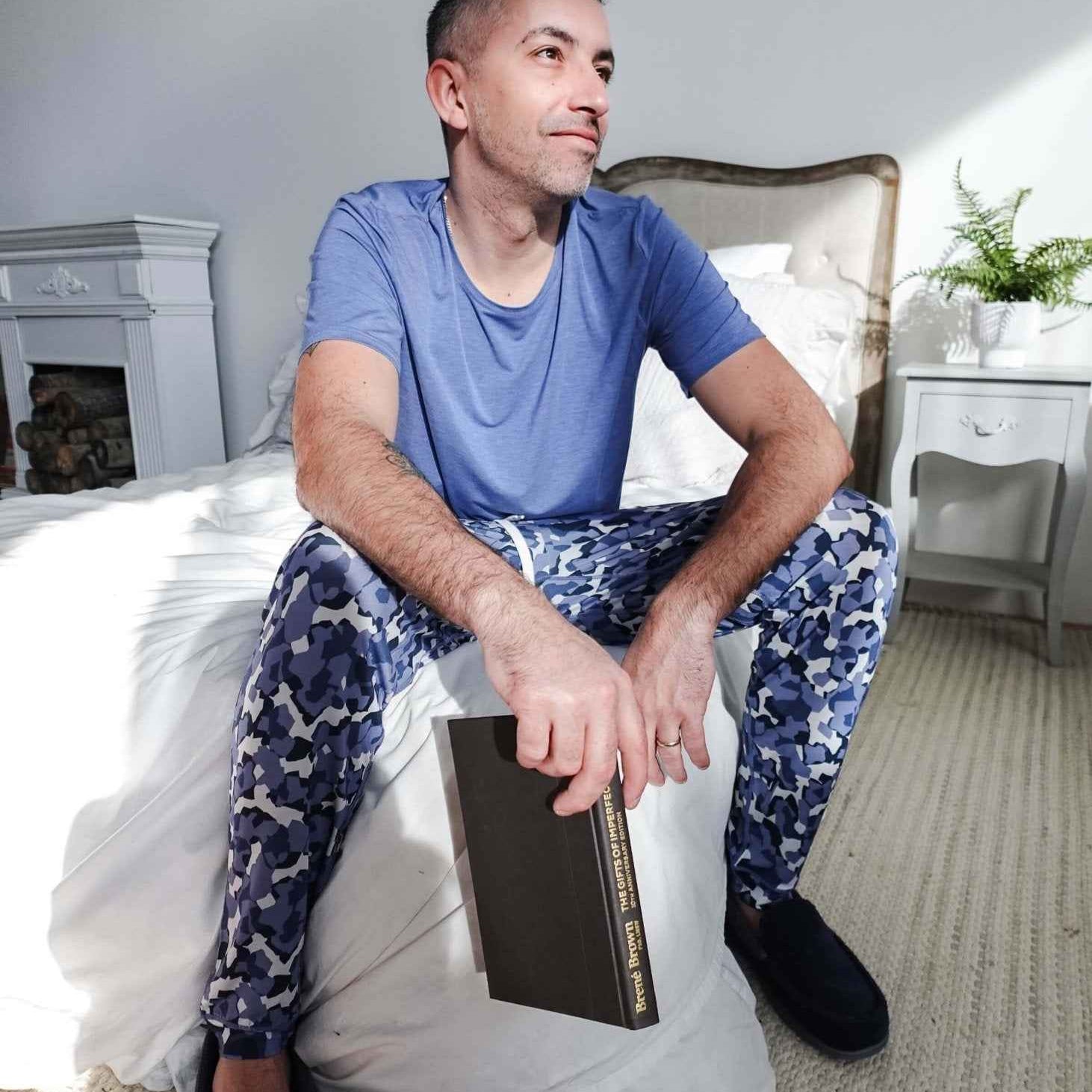 Bob's Sleepwear Co. Men's Bamboo Moisture-Wicking Short Sleeve Sleep Tee in Heather Blue