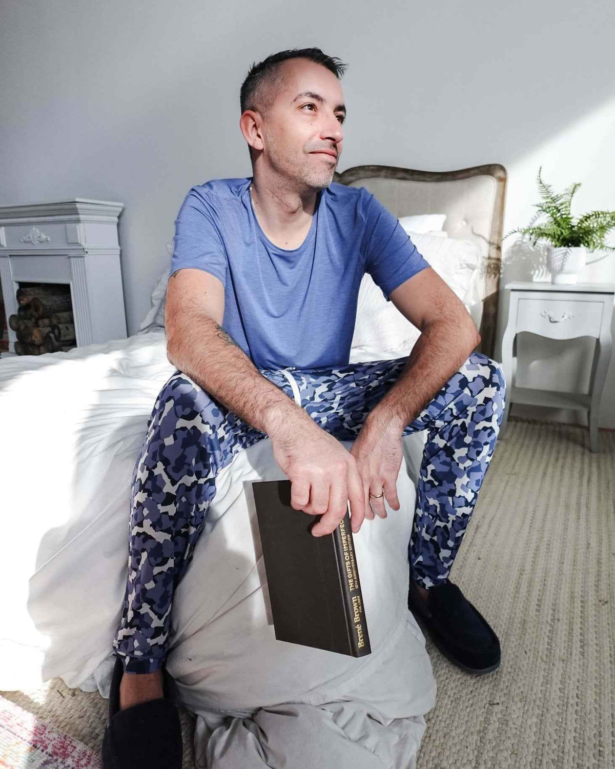 Bob's Sleepwear Co. Men's Bamboo Moisture-Wicking Short Sleeve Sleep Tee in Heather Blue