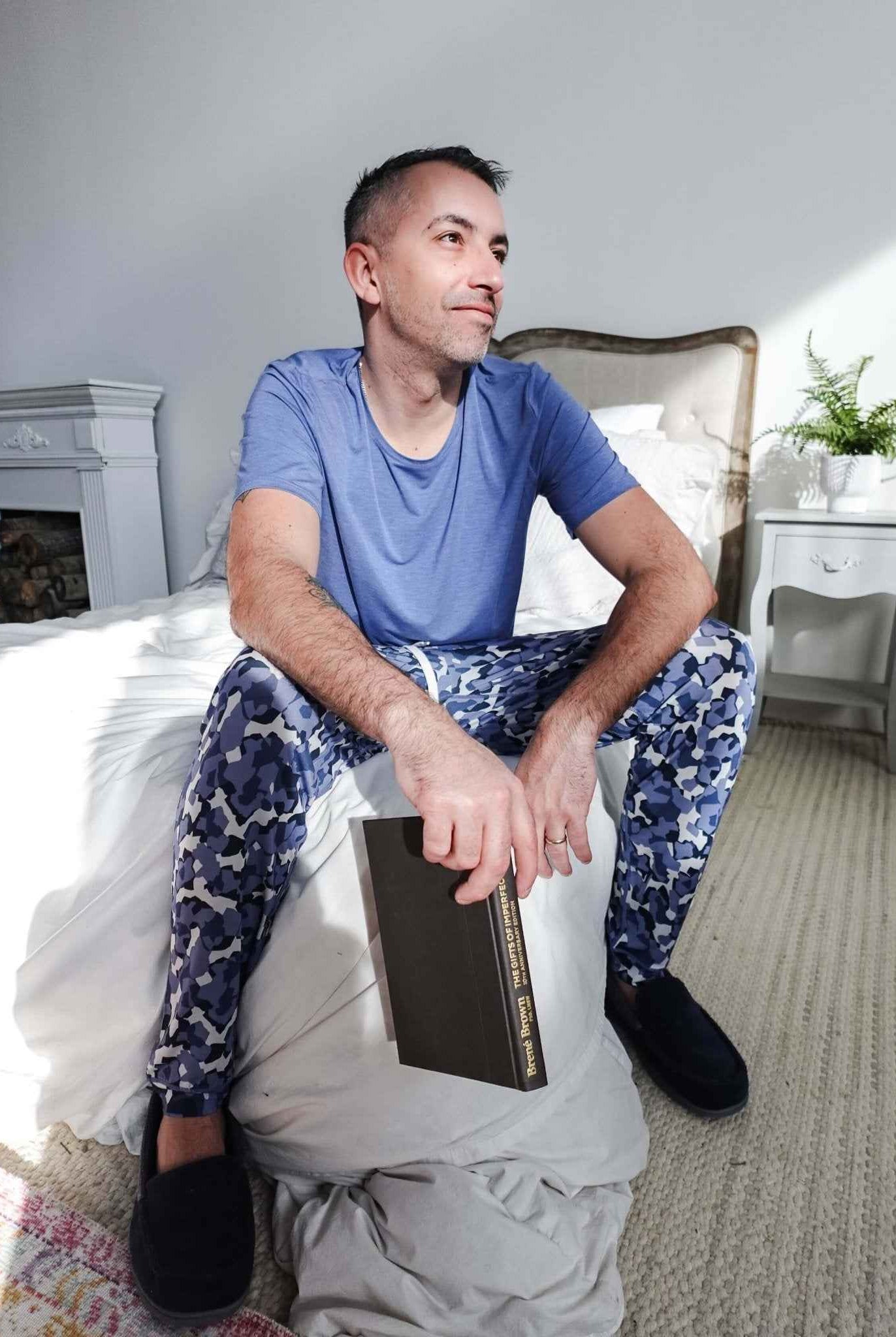 Bob's Sleepwear Co. Men's Bamboo Moisture-Wicking Short Sleeve Sleep Tee in Heather Blue
