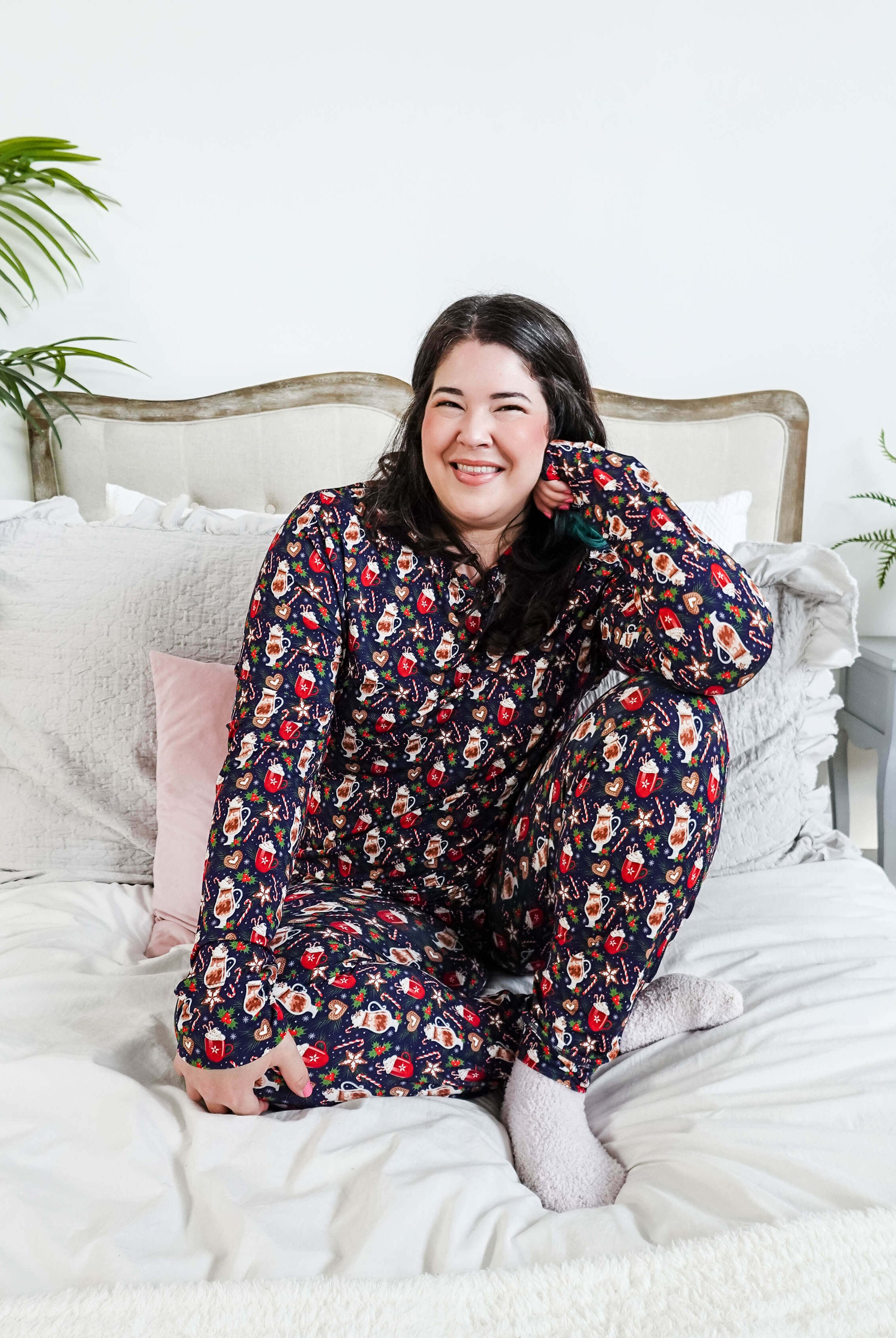 Merry Mugs Print Long Sleeve & Jogger Bamboo PJ Set woman wearing vintage print pj set in bamboo navy hot chocolate from georgia rylan