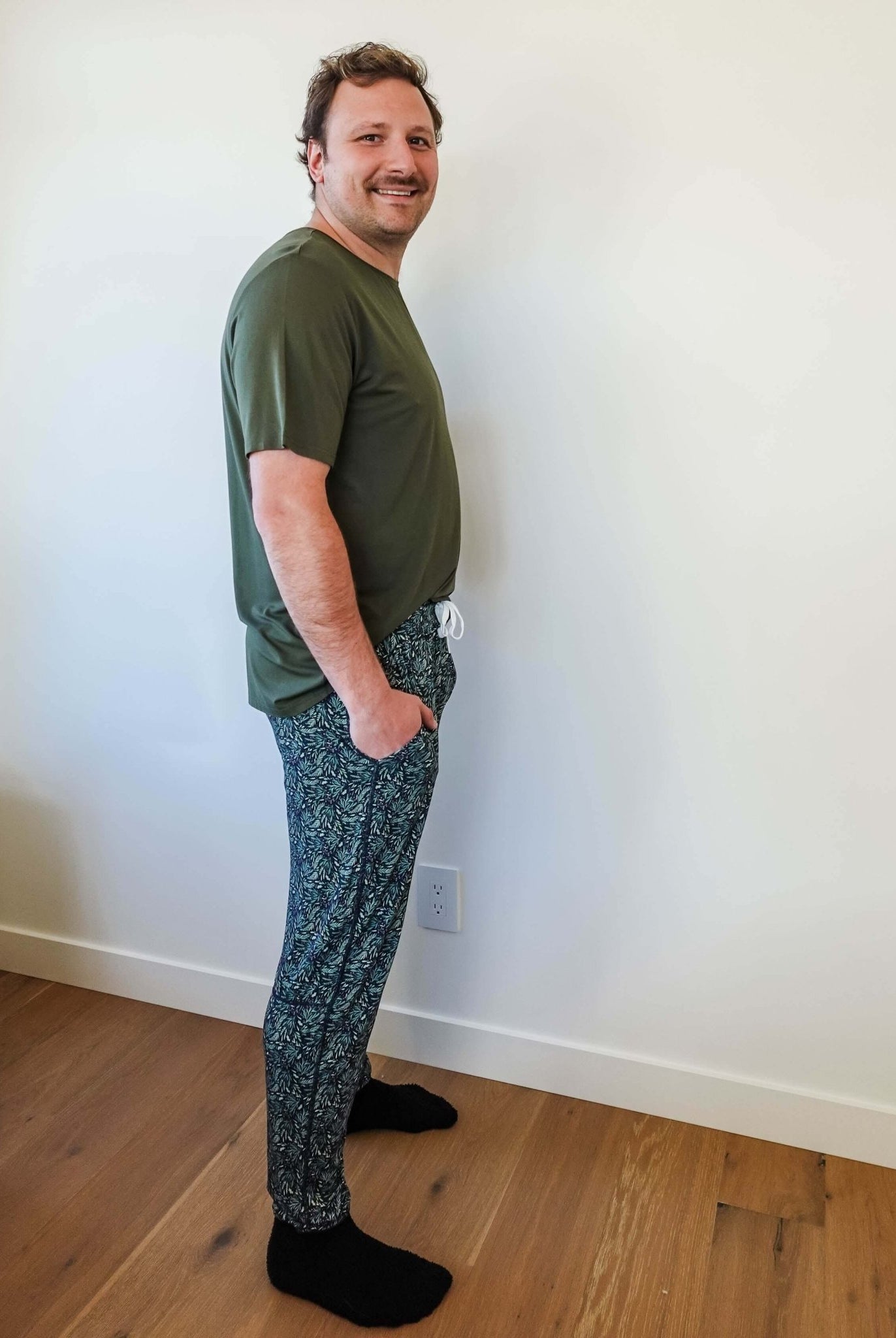 men's mistletoe print holiday jogger in bamboo by Bob's Sleepwear Co