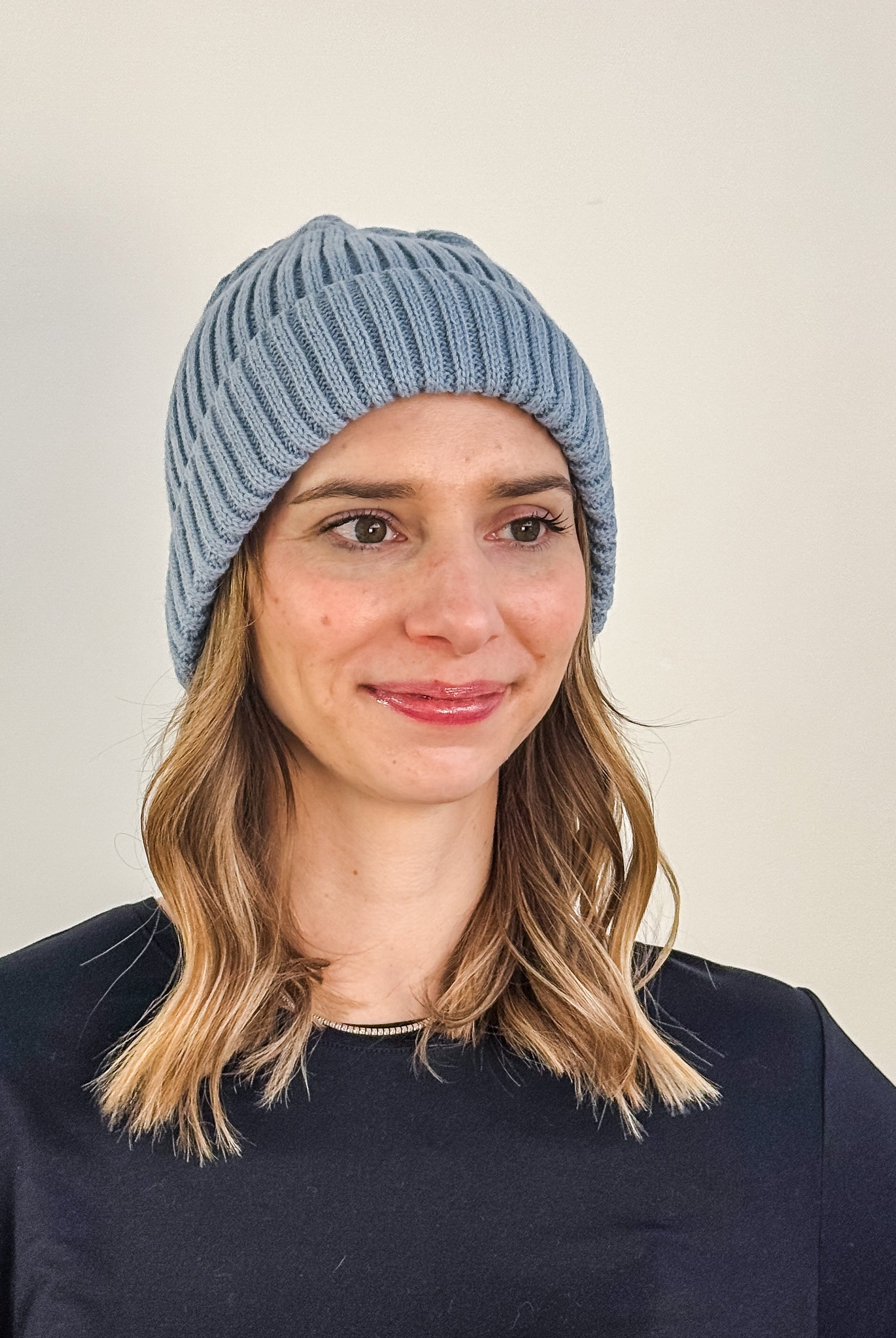 blue unisex ribbed knit winter toque beanie hat by Gertex