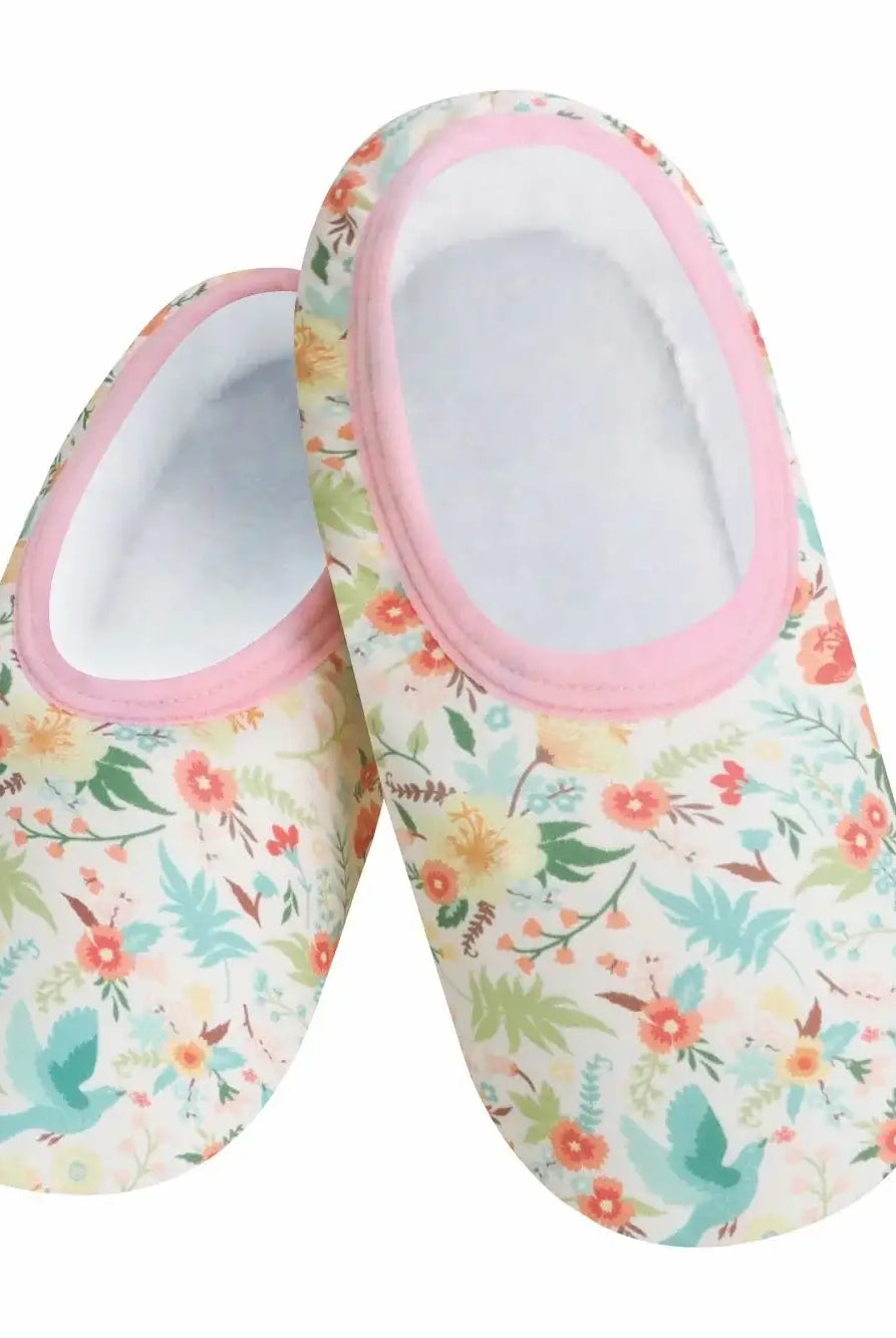 Snoozies Skinnies Lightweight Slipper Socks in Secret Garden Print - Non-skid Soles