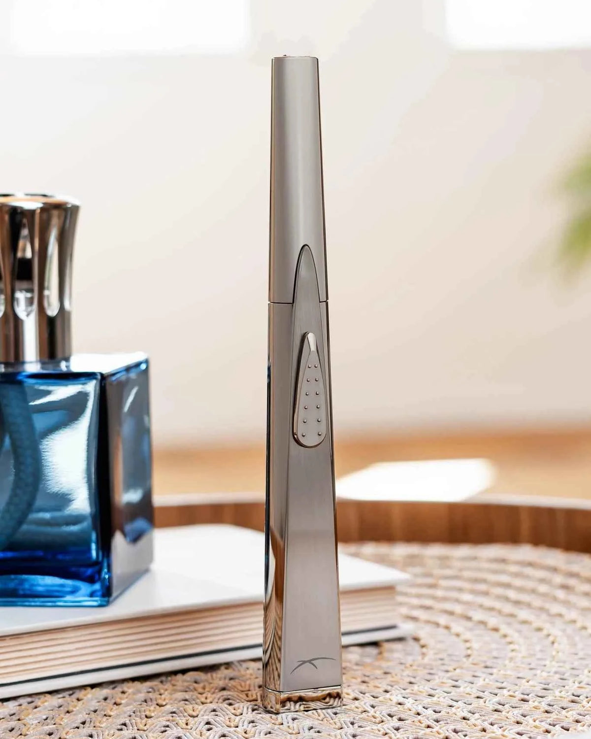 Sizzle Sleek Rechargeable Arc Lighter