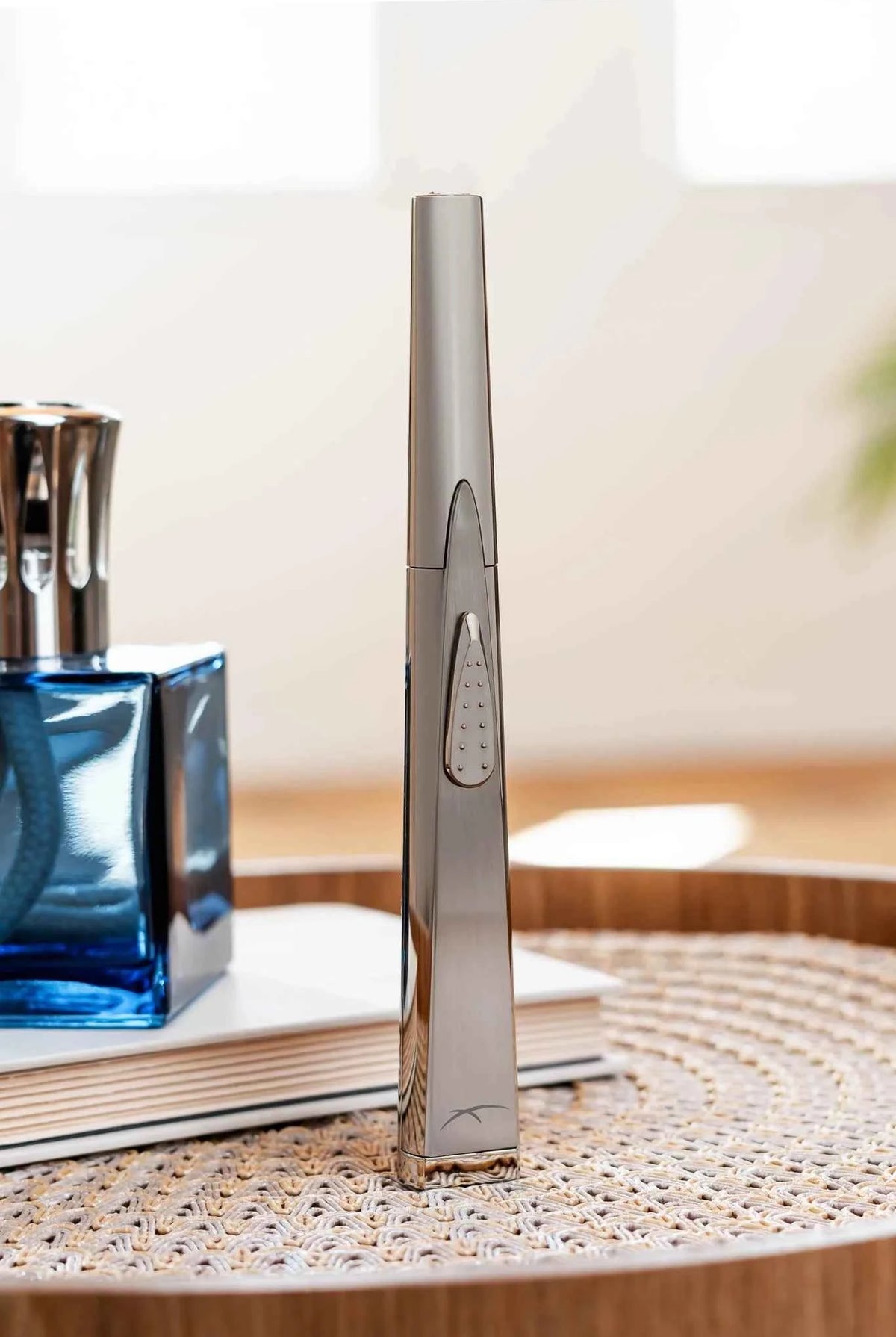 Sizzle Sleek Rechargeable Arc Lighter