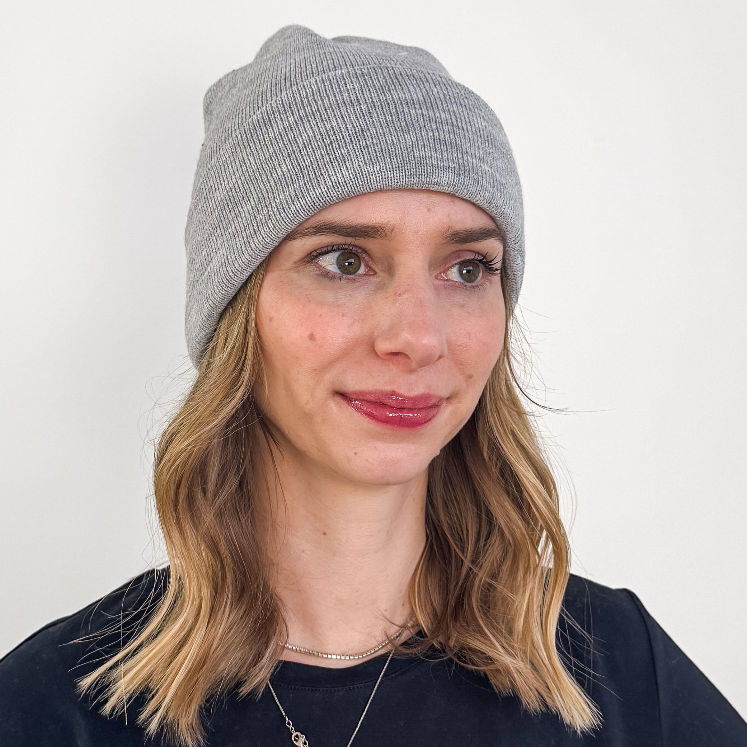 grey unisex knit sold beanie toque for winter by Gertex