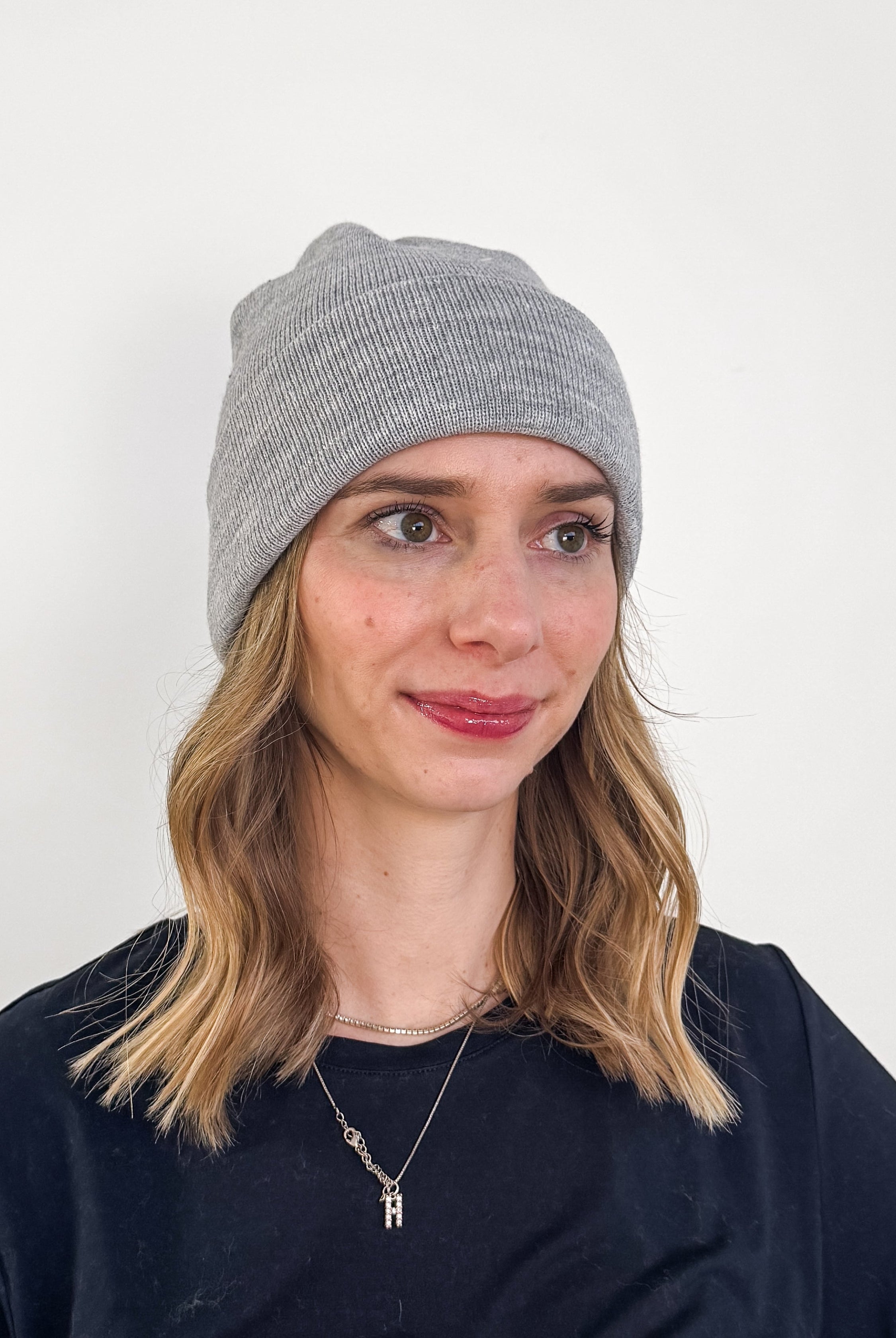 grey unisex knit sold beanie toque for winter by Gertex