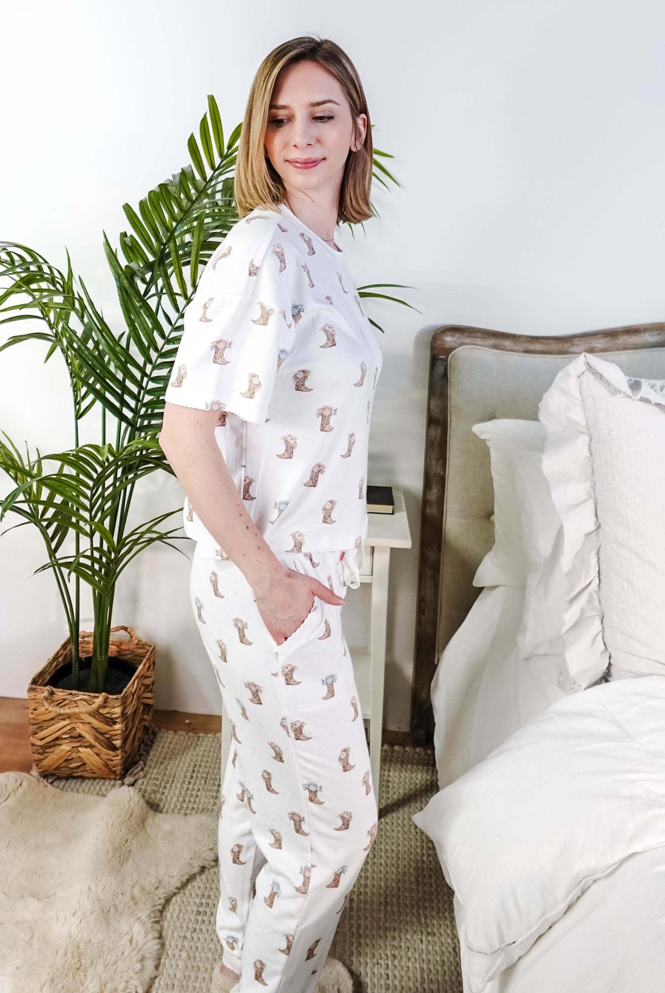Western Blooms Boot Bouquet Peachy Jersey Tee/Jogger Set | PJ Salvage - PJ Salvage - Cloud Nine Pajamas