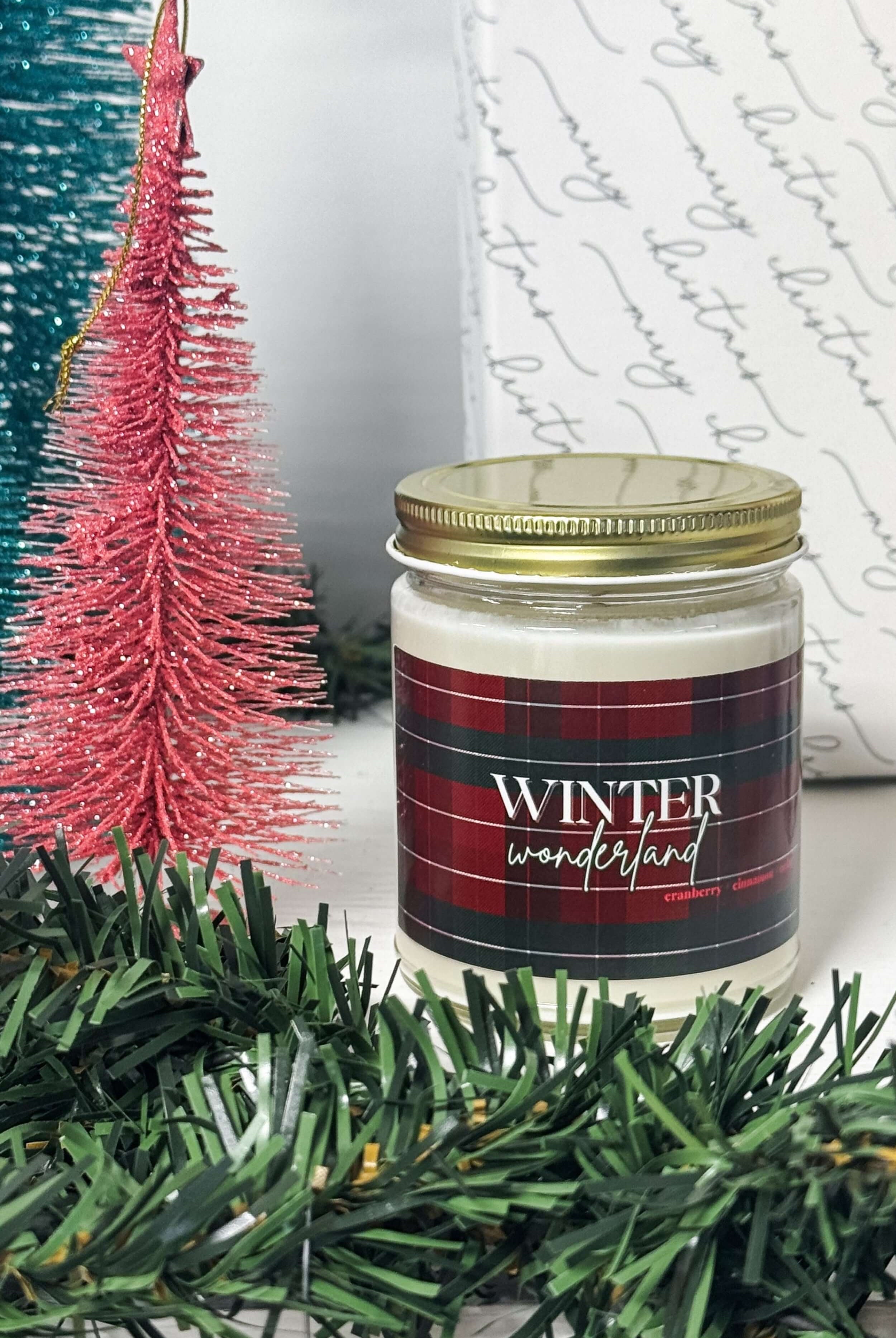 Winter Wonderland Candle - Cranberry Cinnamon Cedar Scent winter wonderland plaid print candle in glass jar