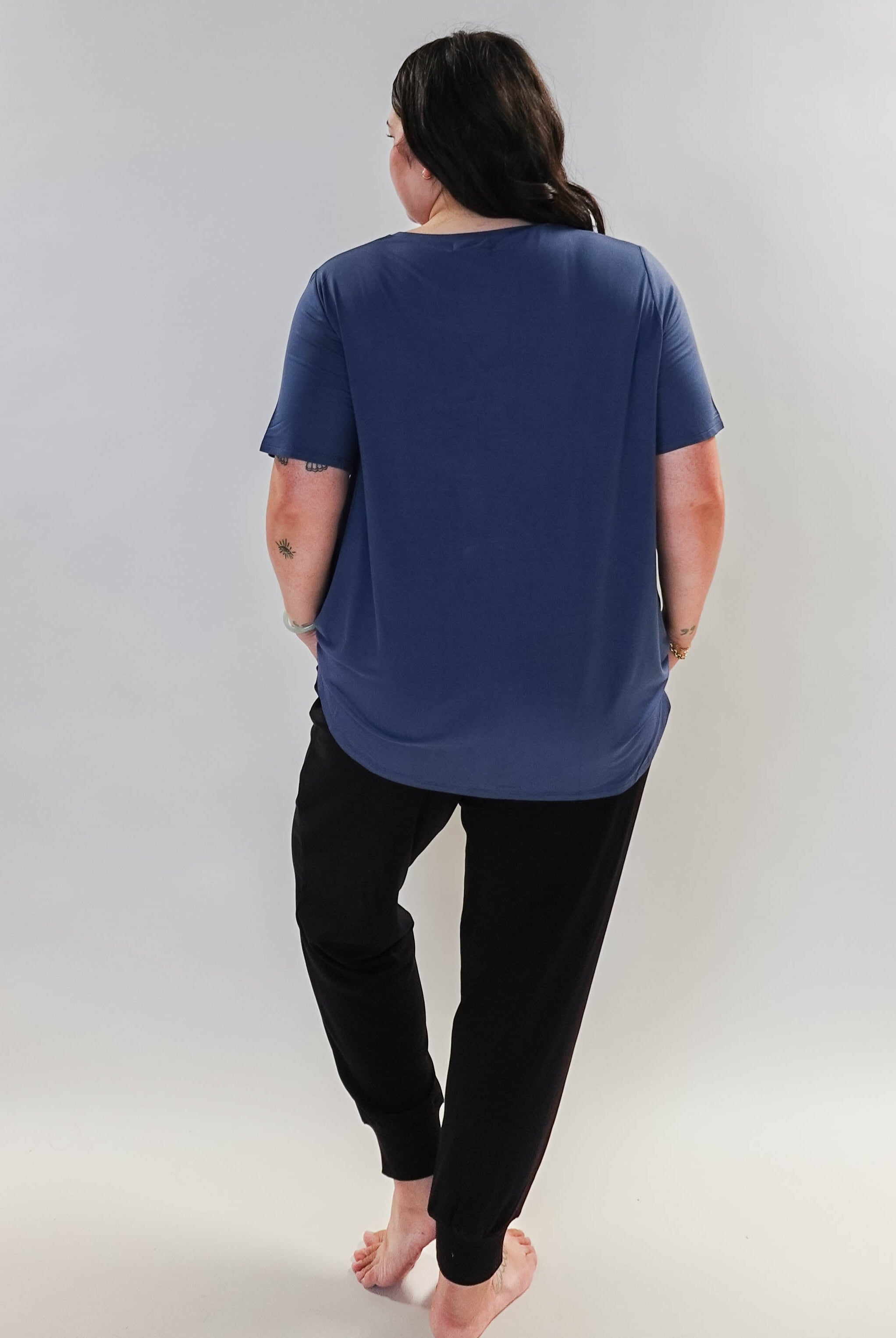WOMEN'S denim blue essential bamboo tee GEORGIA RYLAN
