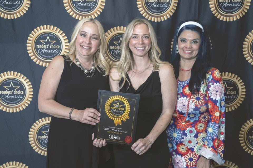 Shawna (Left) and Robyn (Middle) Accept their St. Albert Gazette Reader's Choice Award