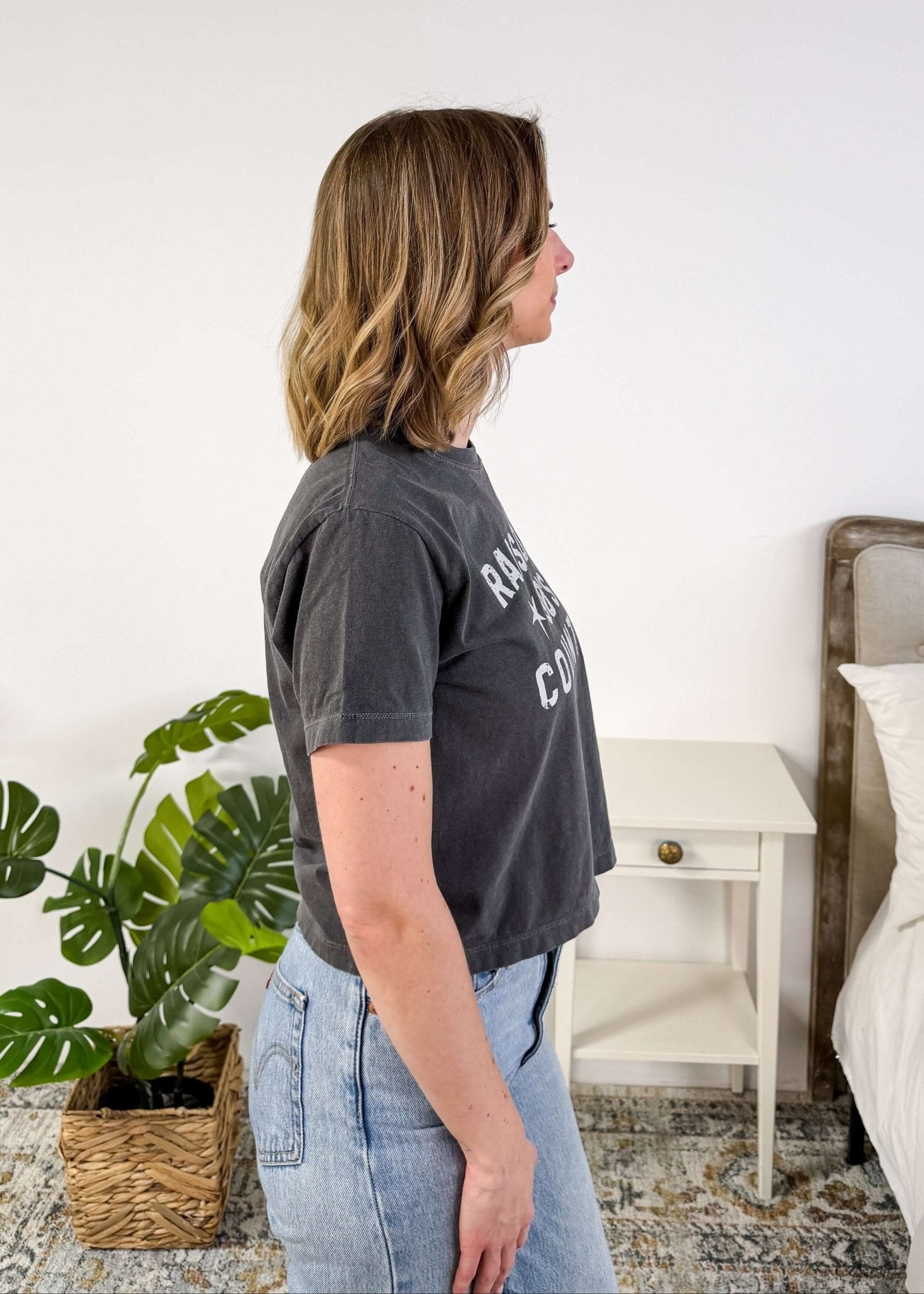 90s Country Crew Fit Cropped Graphic Tee