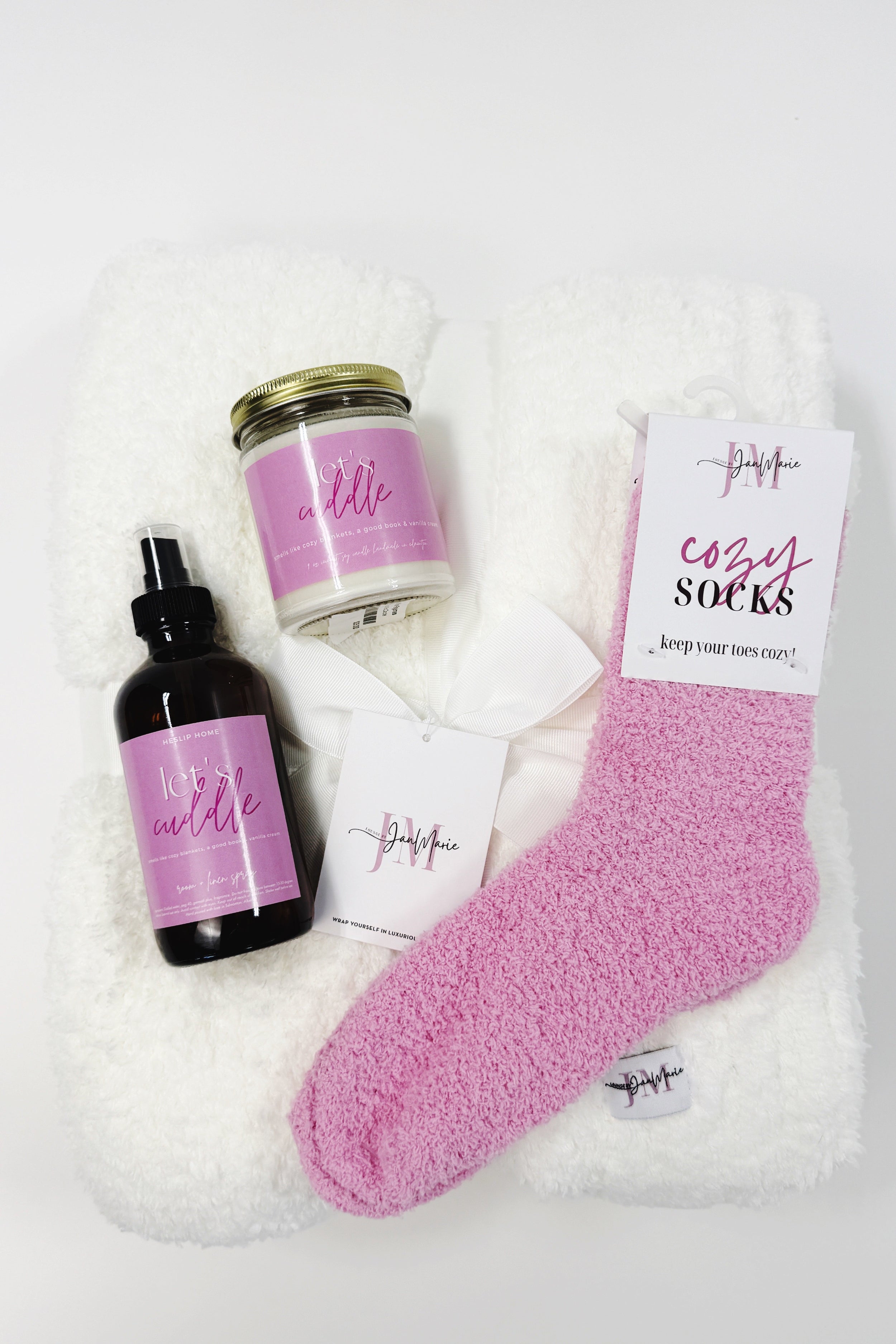 The Cuddle Bug Gift Set | Cozy Cabin Blanket, Socks & Let's Cuddle Scent Collection
