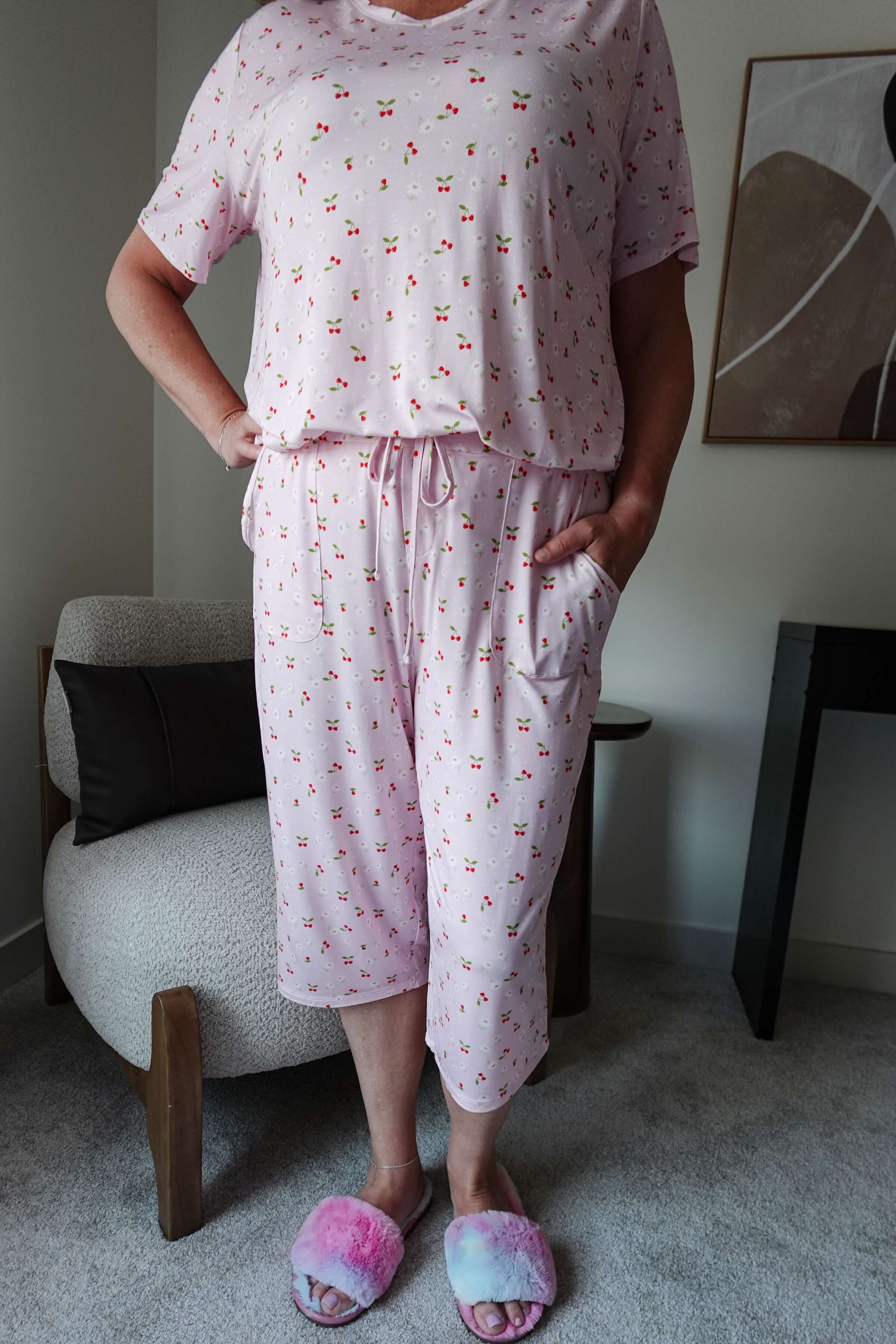 Short Sleeve Tee/Capri - Bamboo | Pink Cherries