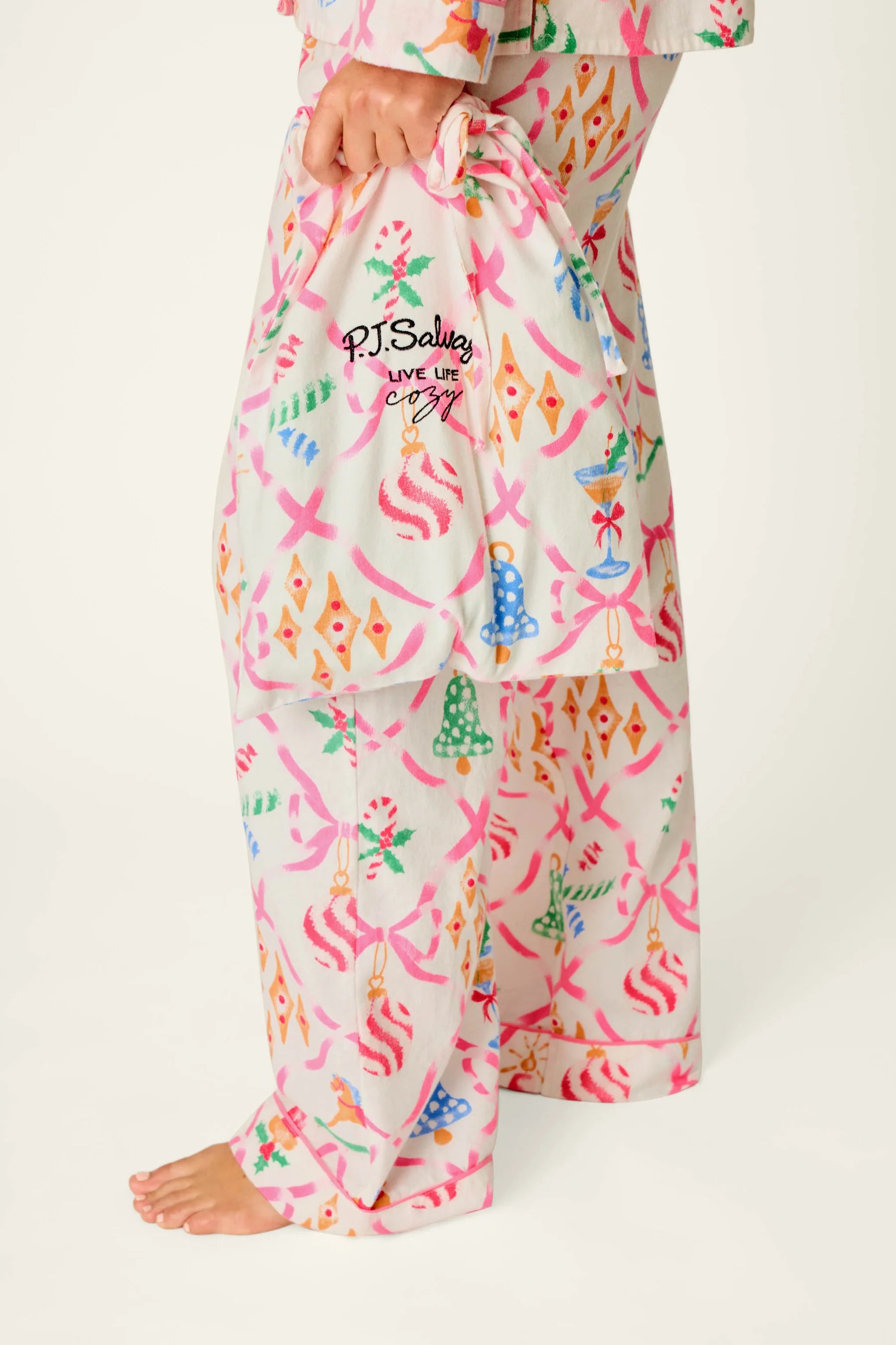 PJ Salvage Deck the Halls Flannel Gift Set full set detail matching bag — Cloud Nine Pajamas Edmonton