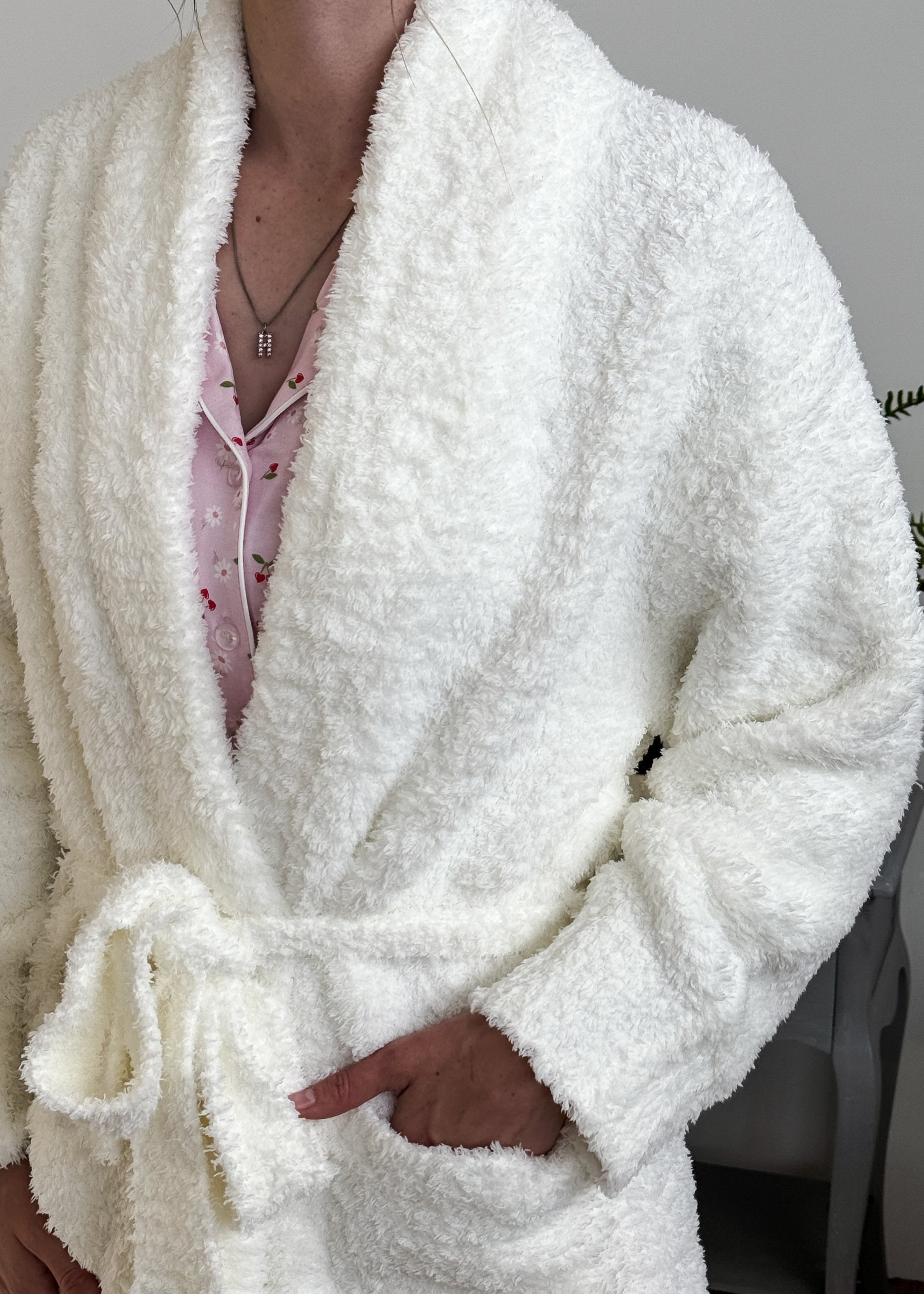 Ivory Cloud Spa Robe | Ultra Soft Lounge Robe plush