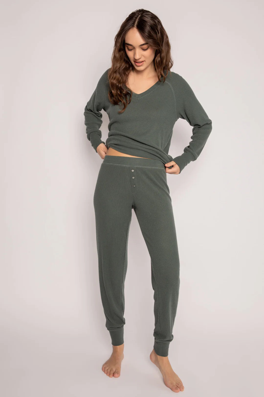 Best Loungewear Sets for Women That Are Super Cozy for Downtime