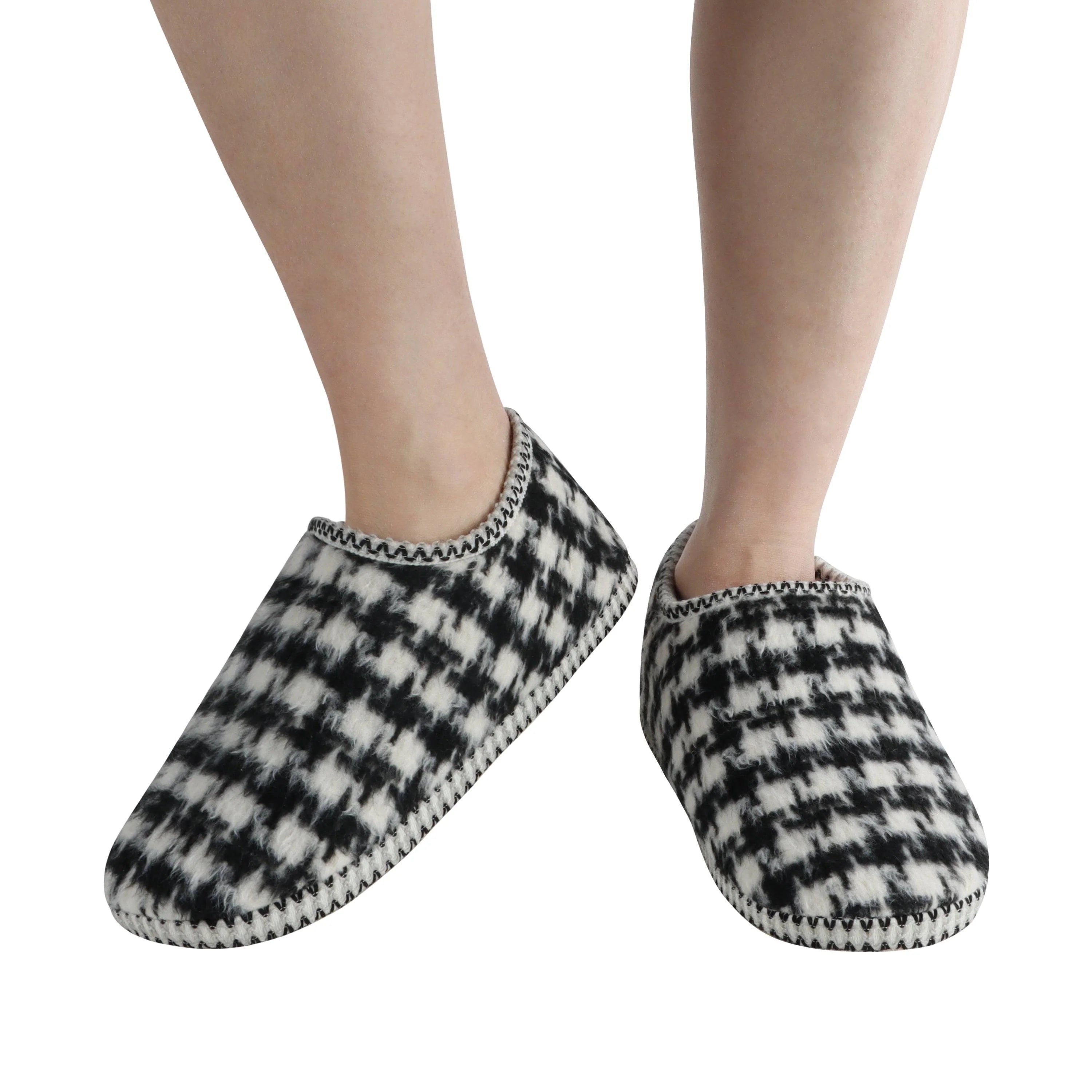 Womens Houndstooth Cabin Bootie Snoozies Black
