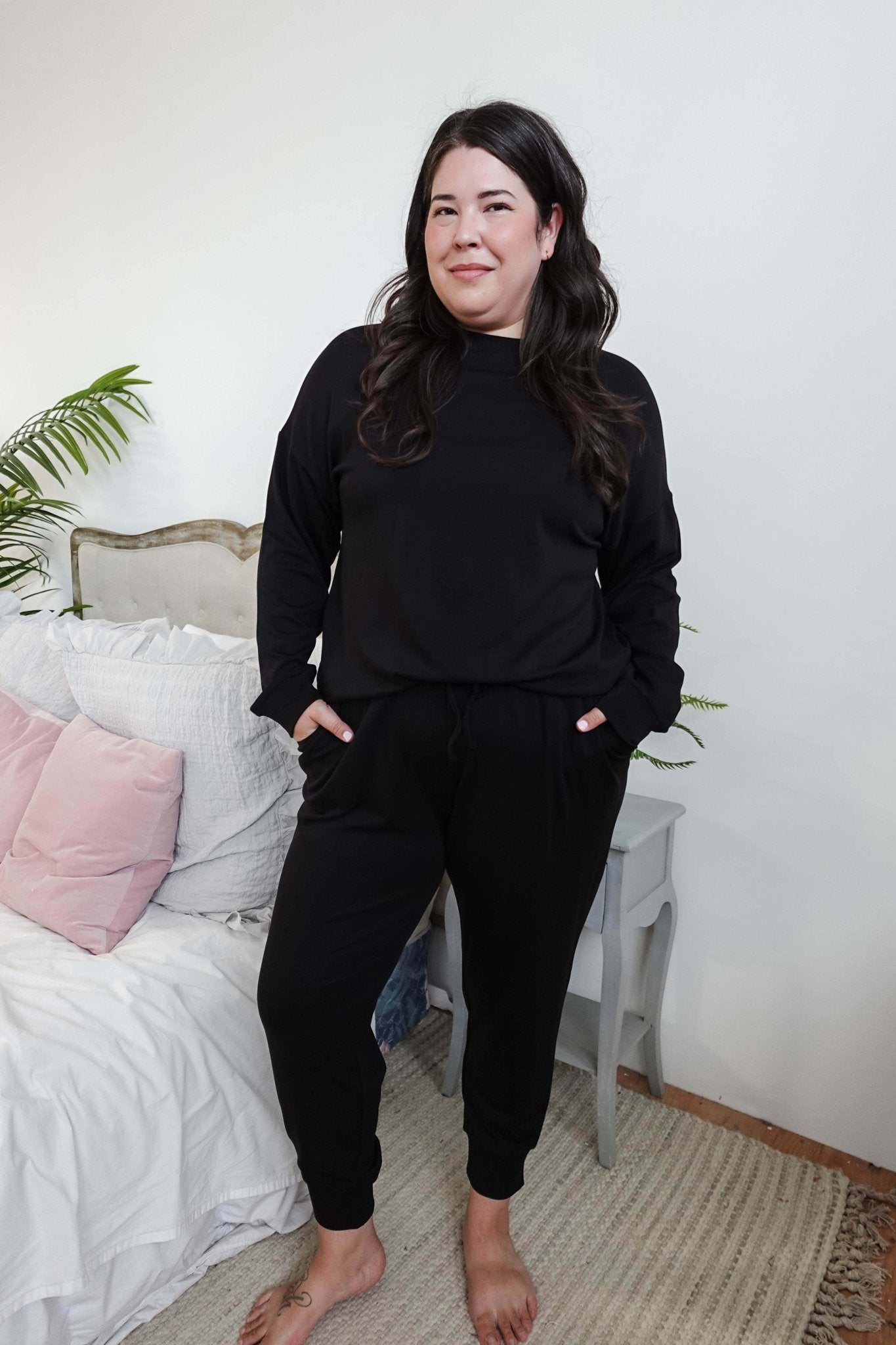  women's black lounge set with long sleeve top and jogger MIRANDA NIC Bamboo Blend