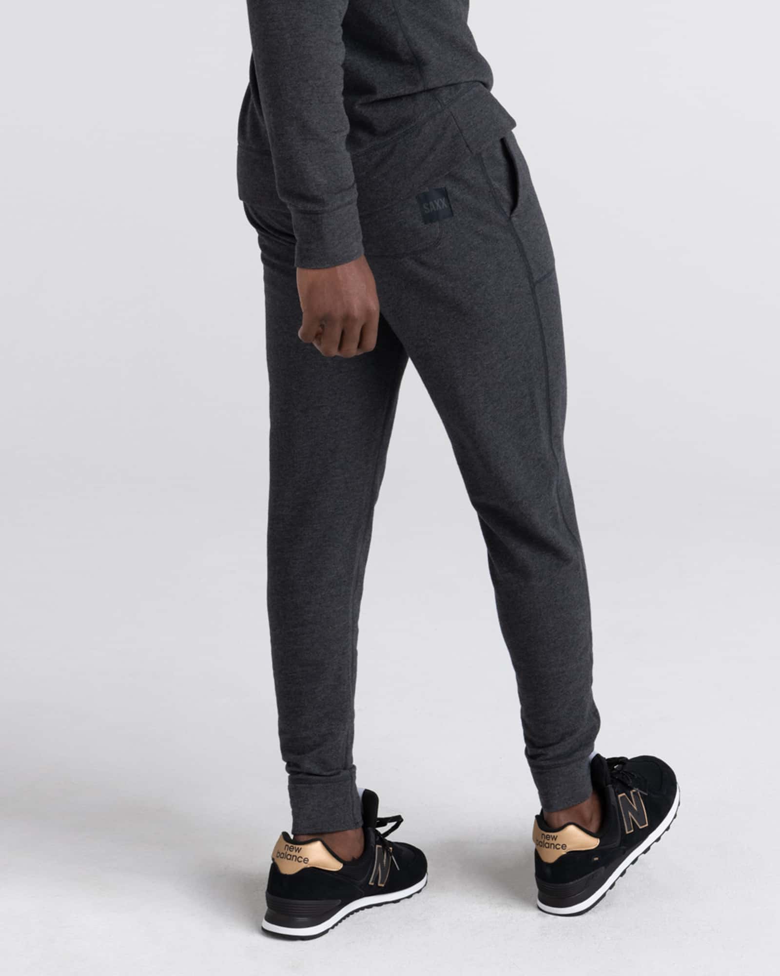 men's 3six five jogger sweatpant in black by Saxx