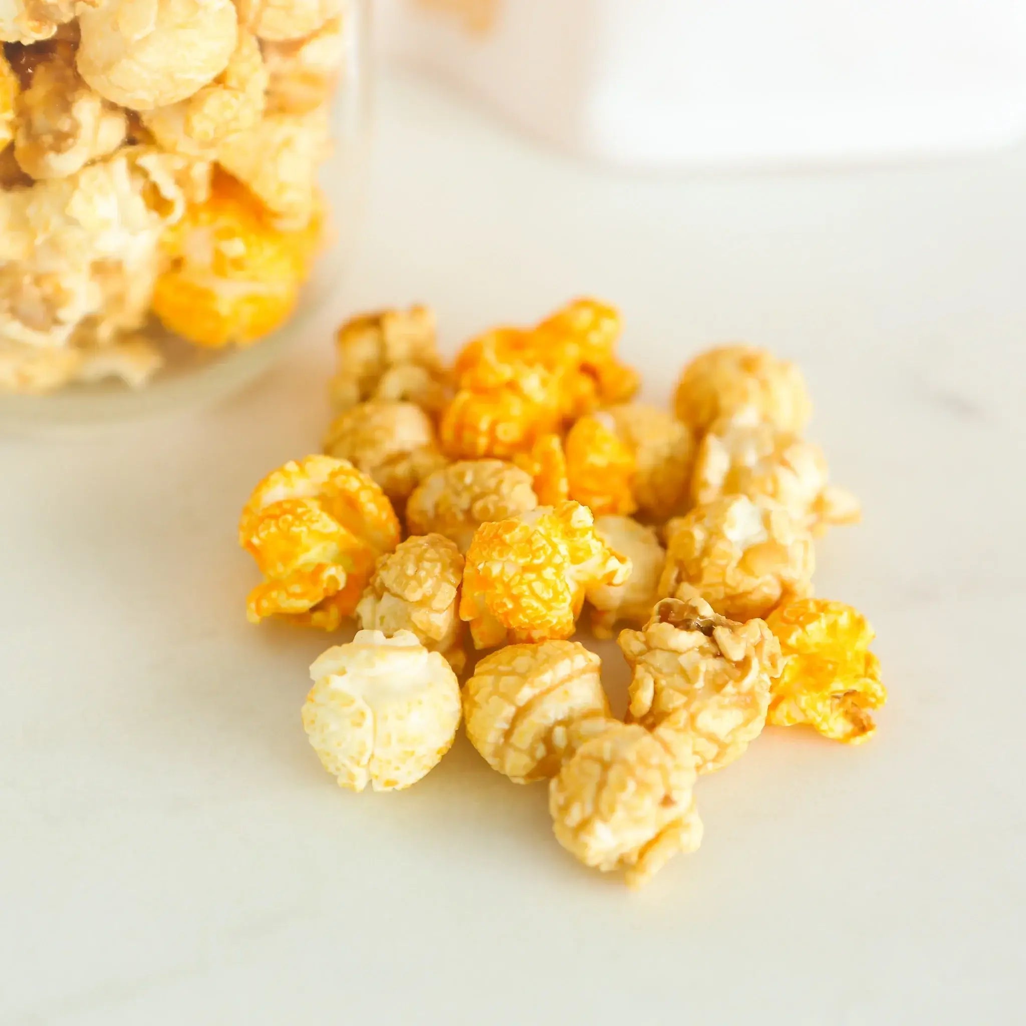 Chicago of the North Caramel Cheddar Popcorn | Utoffeea Canada