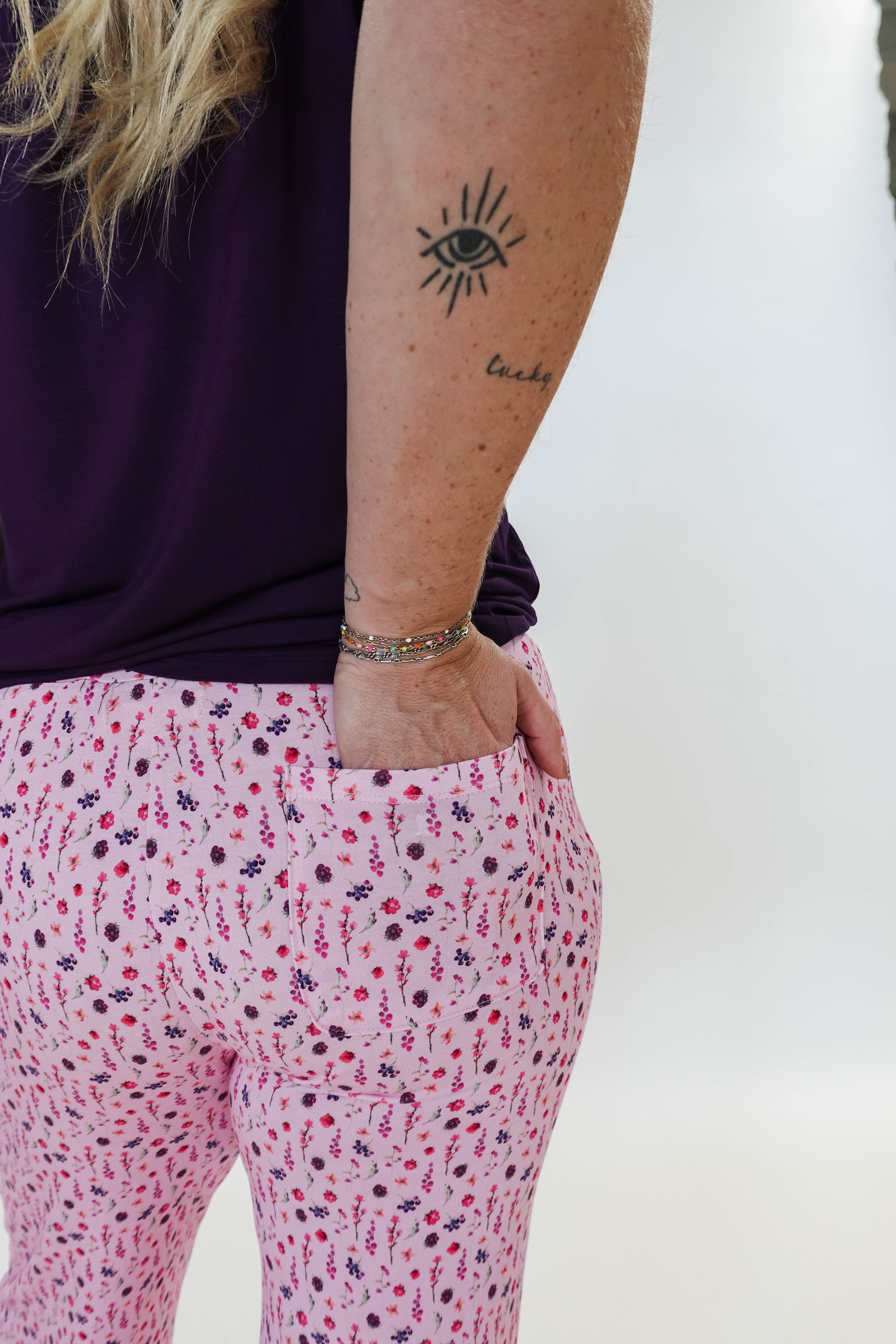 Flora's Garden Print Tee Floral Jogger PJ Set Bamboo back pocket detail view