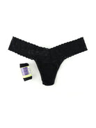 Hanky Panky Low Rise Thong – Signature Lace in black with gift-ready wrap.