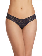 Hanky Panky Low Rise Thong – Signature Lace in dark color, showcasing the modern cut and delicate lace design.