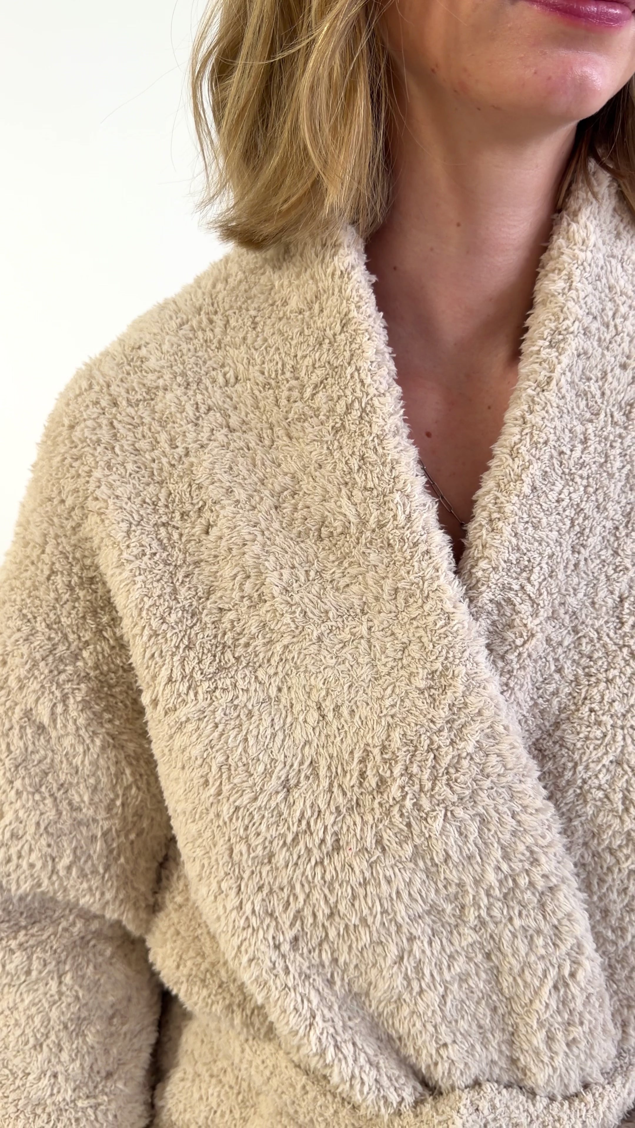 slow pan of the length of the Sand Beige Chenille Cloud Spa Robe – Plush Stretch Robe with Pockets showing texture and details from the top to the hem