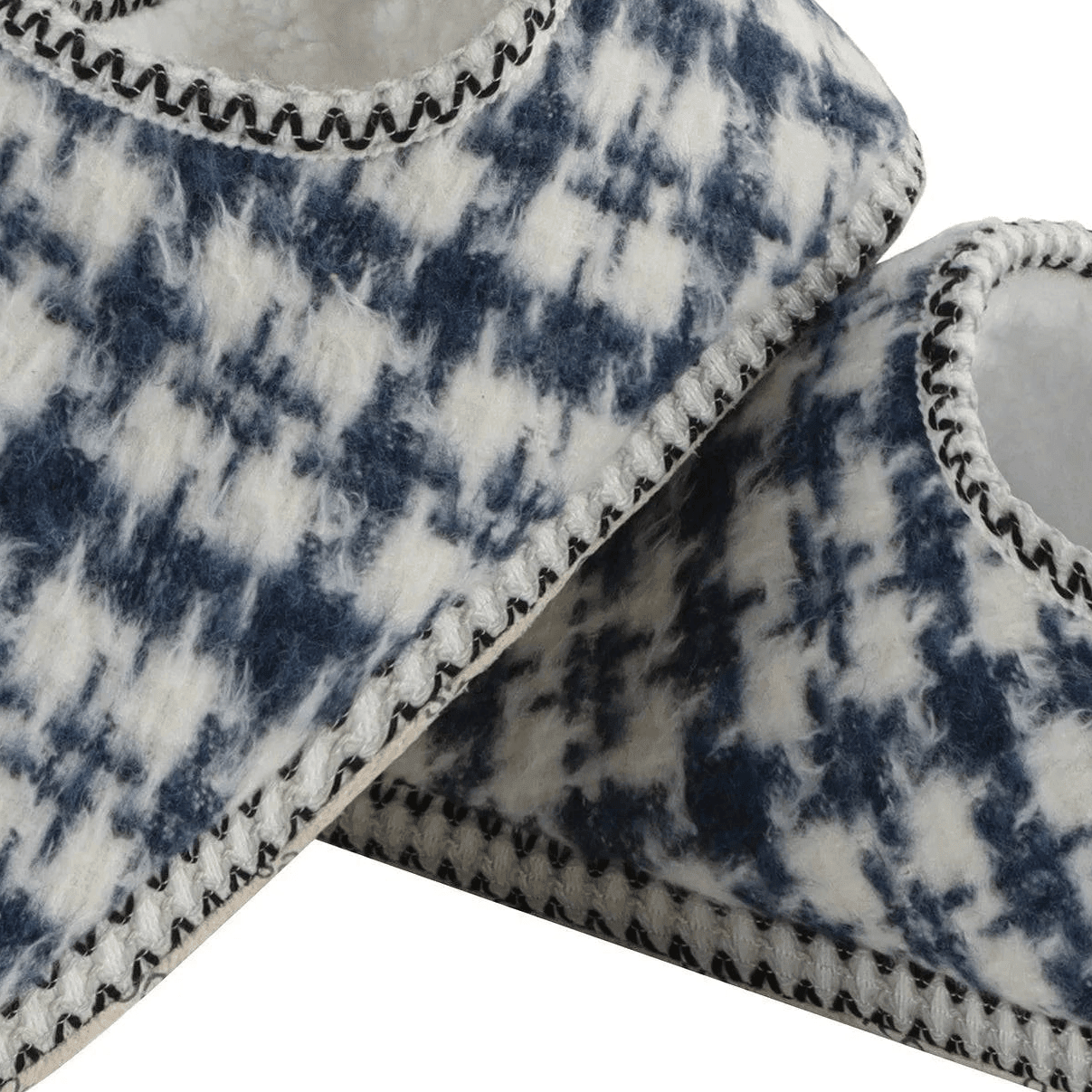 Snoozies Women's Houndstooth Cabin Bootie Grey