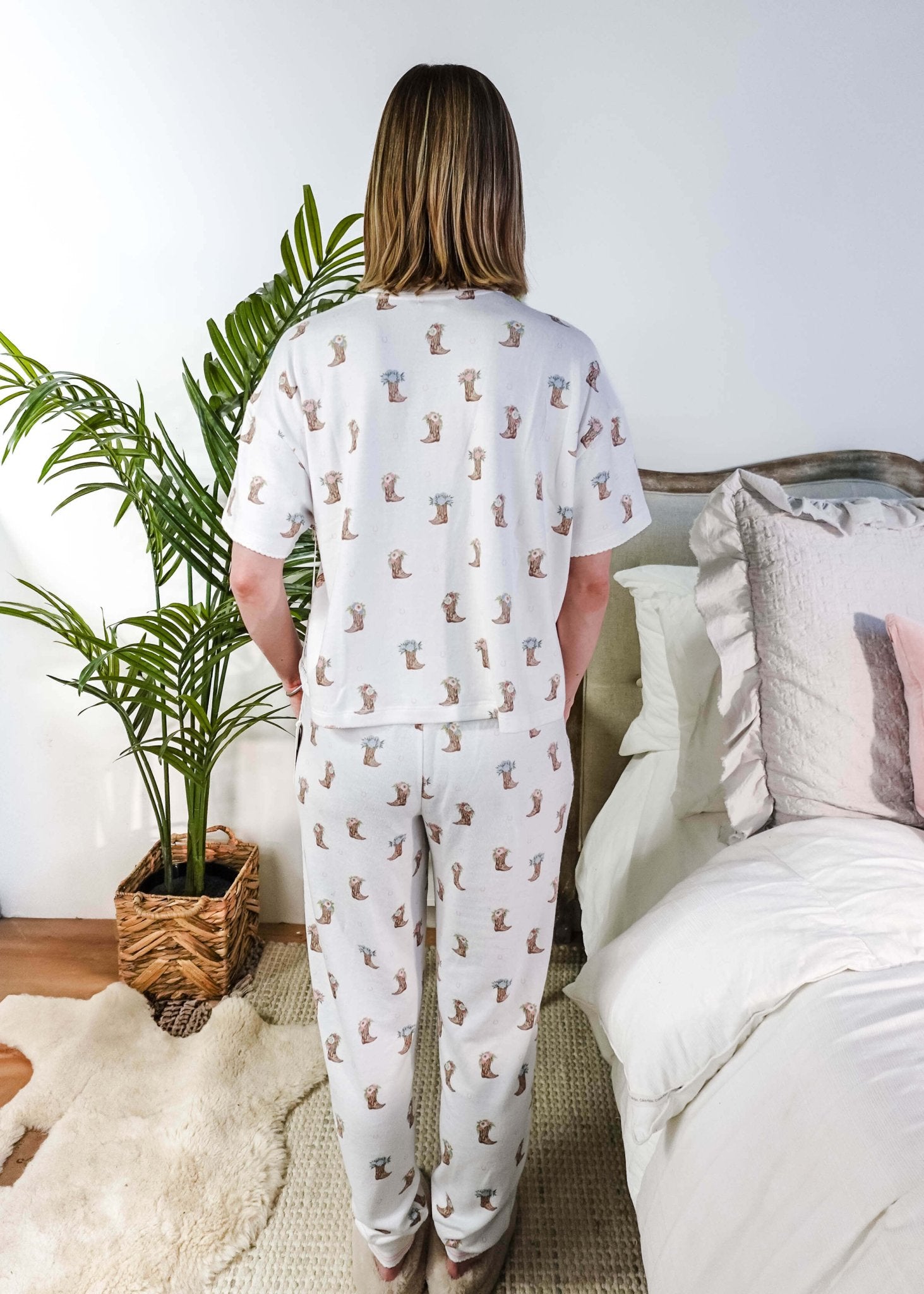 Western Blooms Boot Bouquet Peachy Jersey Tee/Jogger Set | PJ Salvage - PJ Salvage - Cloud Nine Pajamas