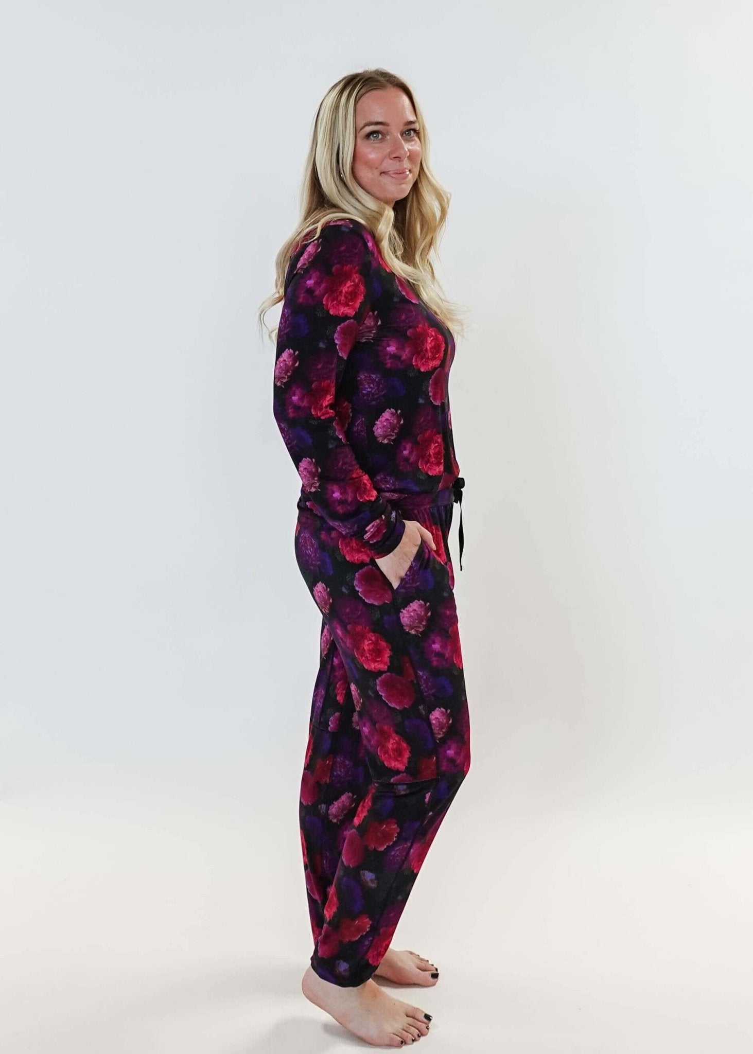 Winter Blossom Long Sleeve Jogger Bamboo PJ Set  Women's Bamboo Loungewear Jogger Set Printed purple Floral GEORGIA RYLAN
